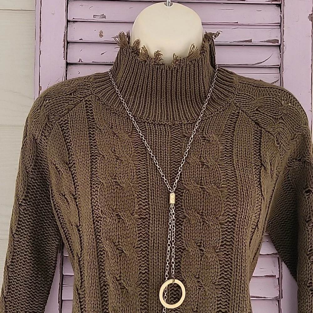 💗 POOF APPAREL LS Sweater Ragged Edge Olive Green L - Picture 4 of 11